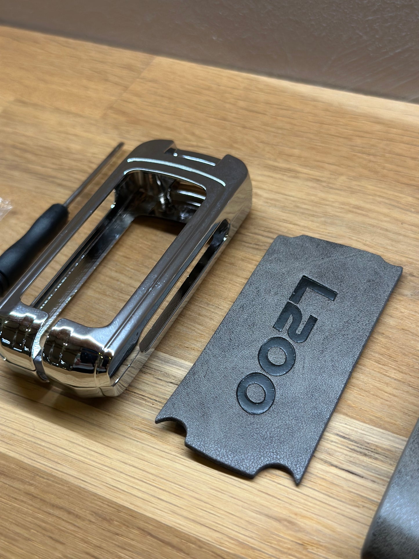 L200 Series 5 Key Case